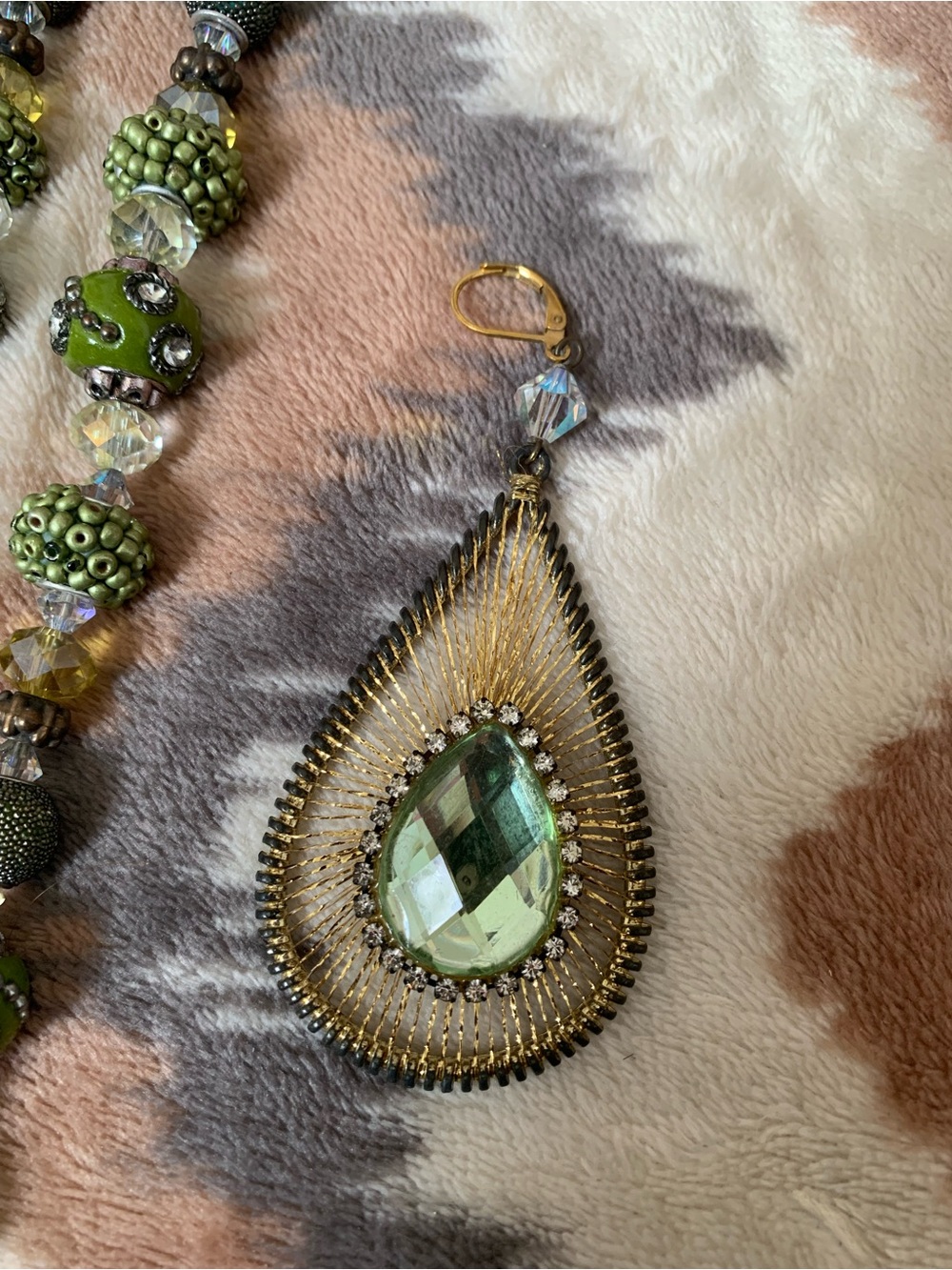 Jewelry - Picture 5 of 8